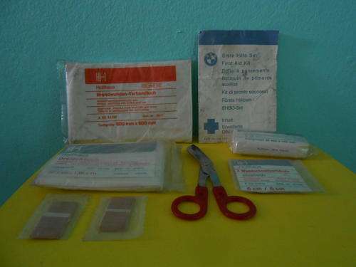1986 BMW Vintage First Aide Kit